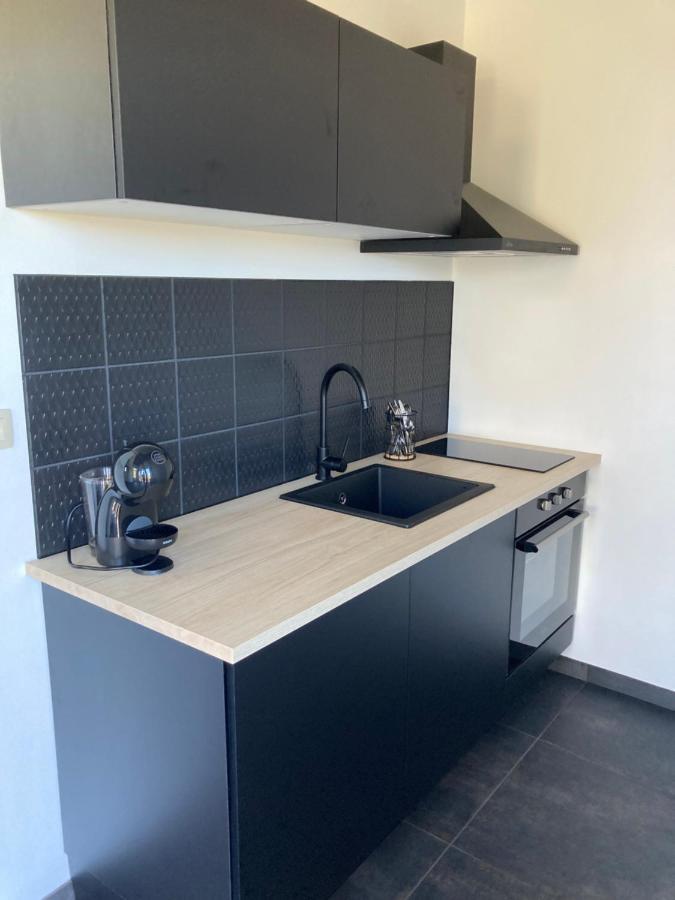 Apartamento Au P'Tit Cachot Vaux-sur-Sure Exterior foto