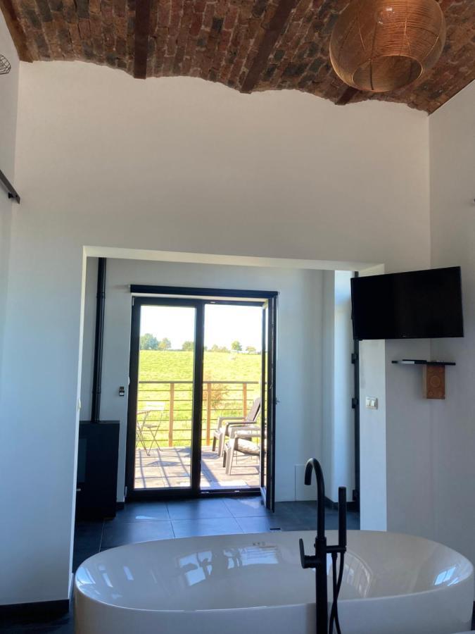Apartamento Au P'Tit Cachot Vaux-sur-Sure Exterior foto